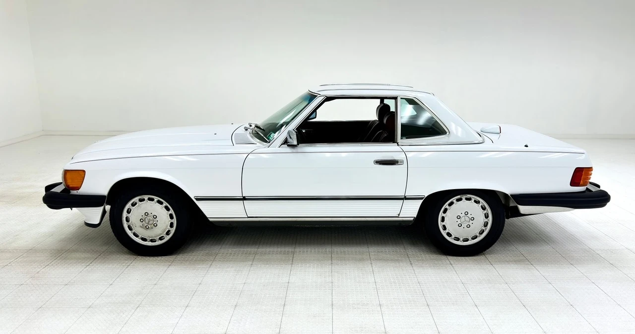 1987 Mercedes-Benz R107 SL-Class - Image 2 of 31