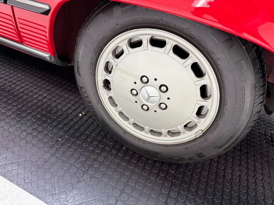 1987 Mercedes-Benz R107 SL-Class - Image 25 of 31