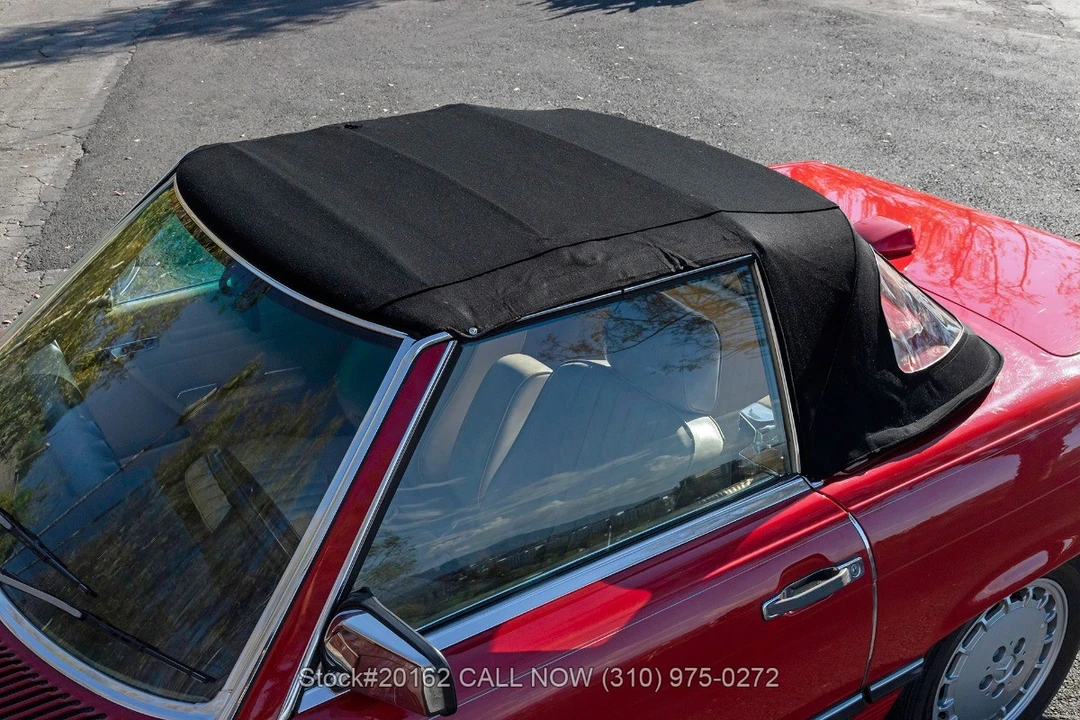 1987 Mercedes-Benz R107 SL-Class - Image 17 of 31