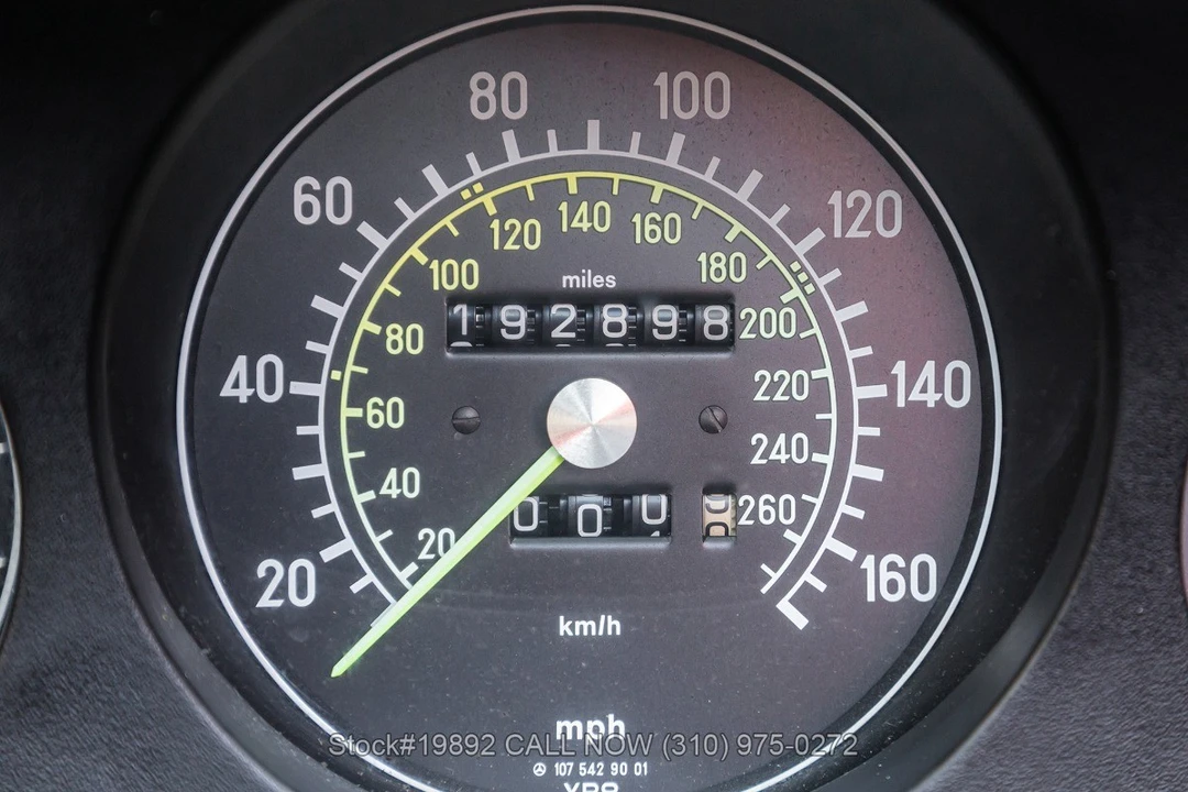1987 Mercedes-Benz R107 SL-Class - Image 31 of 31