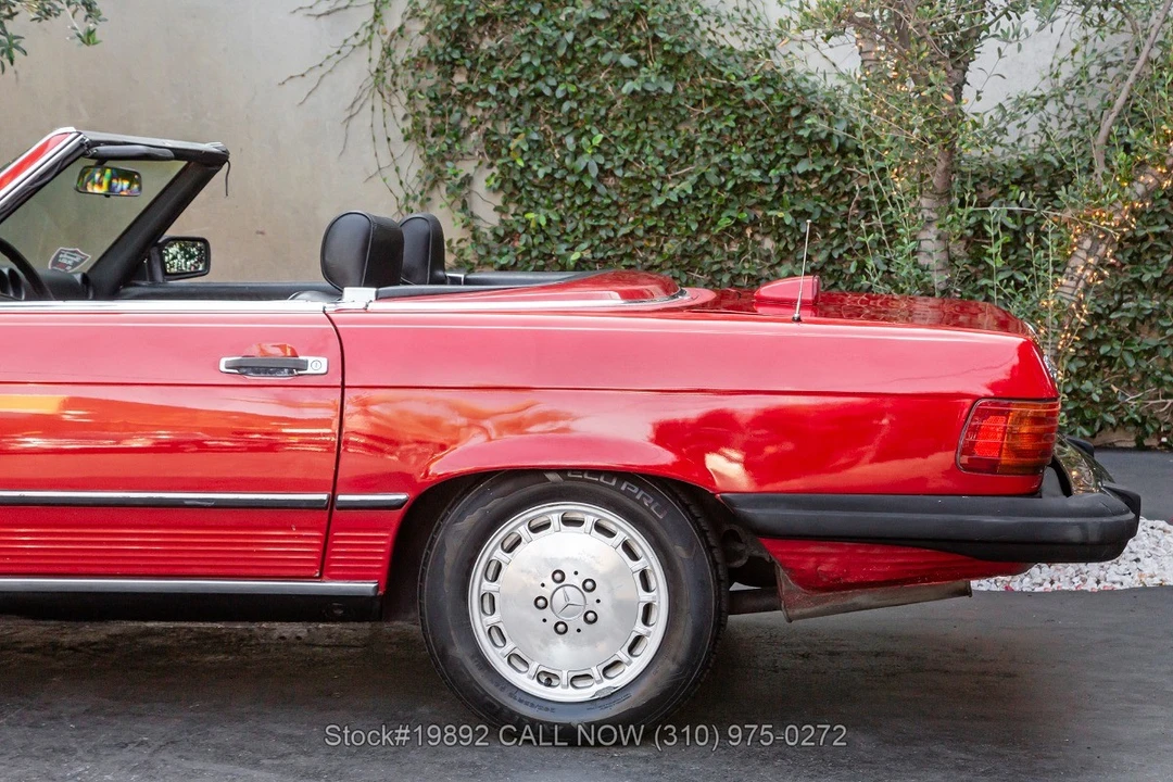 1987 Mercedes-Benz R107 SL-Class - Image 25 of 31