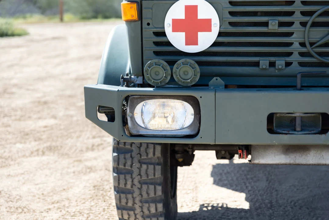 1987 Mercedes-Benz Unimog - Image 10 of 31