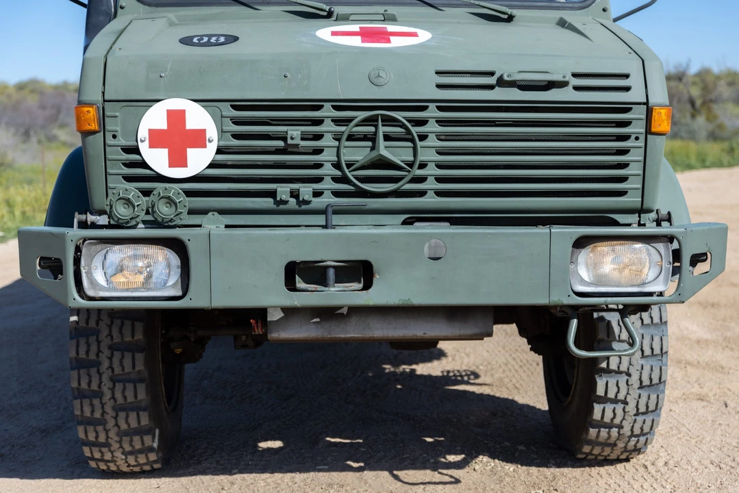 1987 Mercedes-Benz Unimog - Image 9 of 31