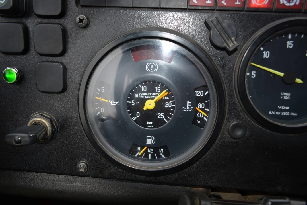 1987 Mercedes-Benz Unimog - Image 19 of 28