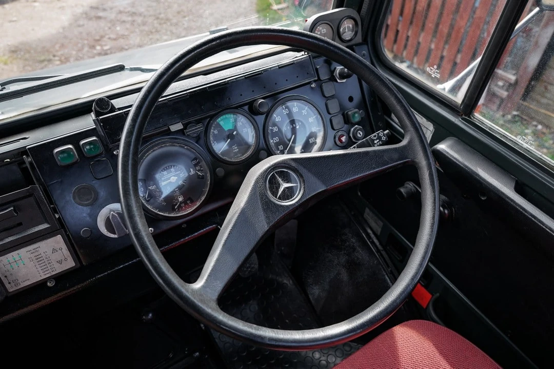 1987 Mercedes-Benz Unimog - Image 25 of 30