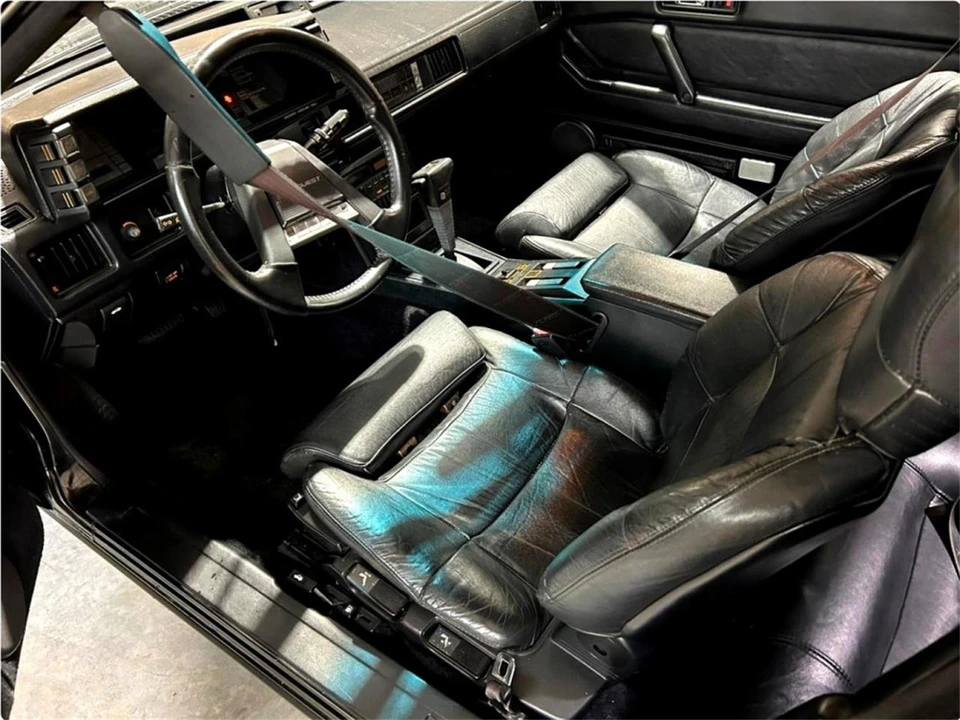 1987 Mitsubishi Starion - Image 3 of 3