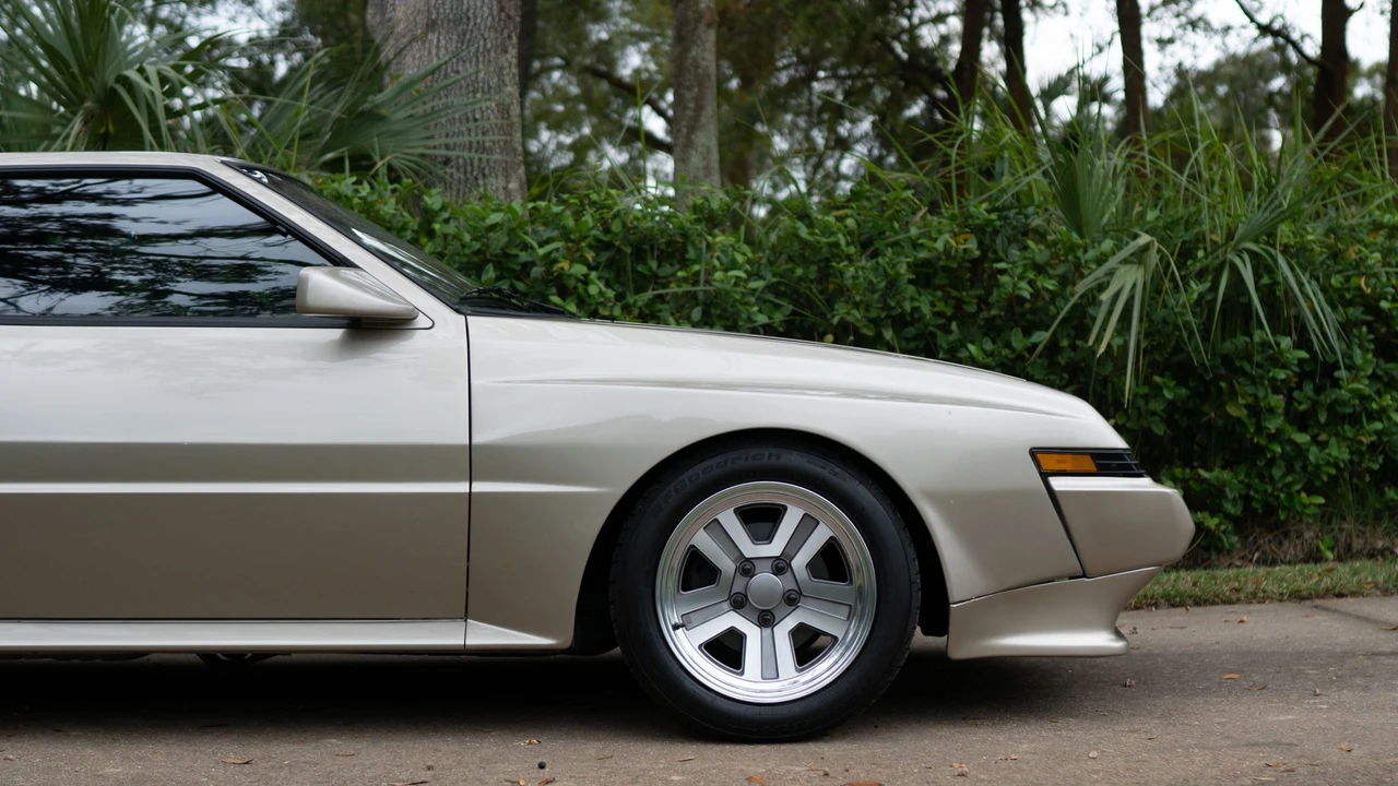 1987 Mitsubishi Starion - Image 31 of 31