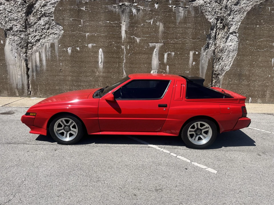 1987 Mitsubishi Starion - Image 26 of 31