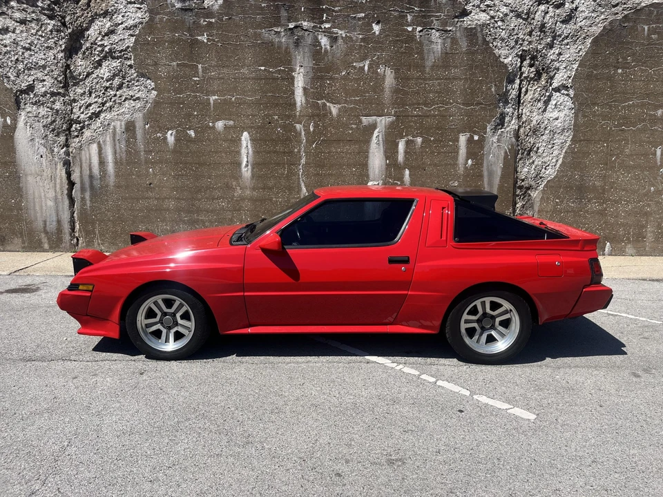 1987 Mitsubishi Starion - Image 27 of 31
