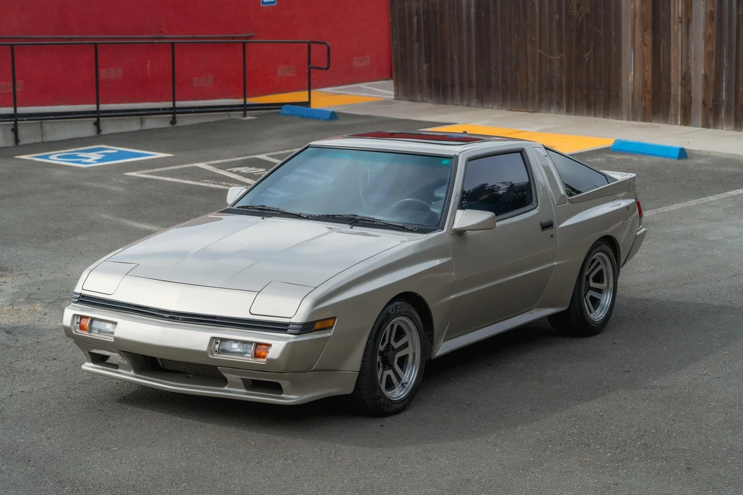 1987 Mitsubishi Starion - Image 9 of 31
