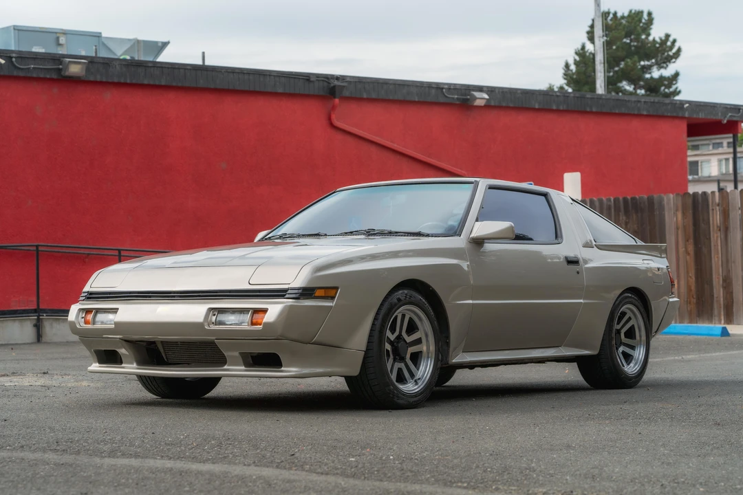 1987 Mitsubishi Starion - Image 11 of 31