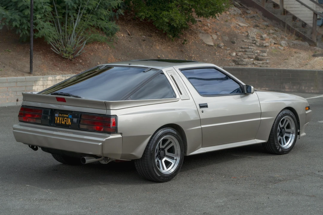 1987 Mitsubishi Starion - Image 4 of 31