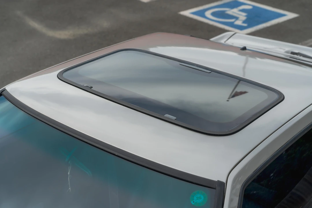 1987 Mitsubishi Starion - Image 28 of 31