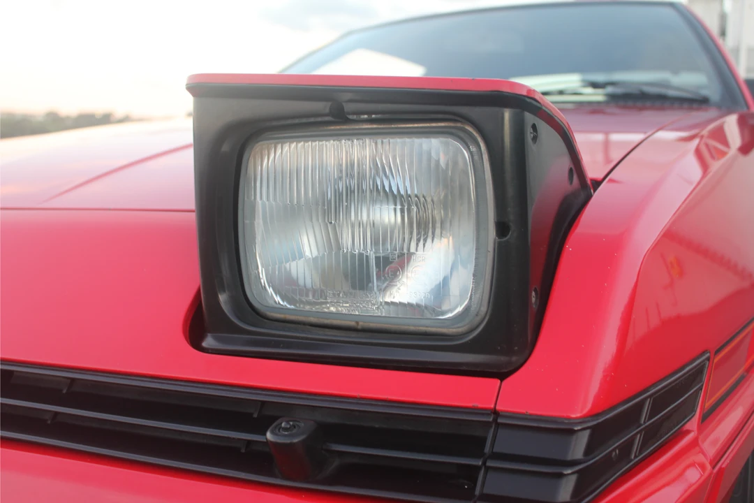 1987 Mitsubishi Starion - Image 11 of 31
