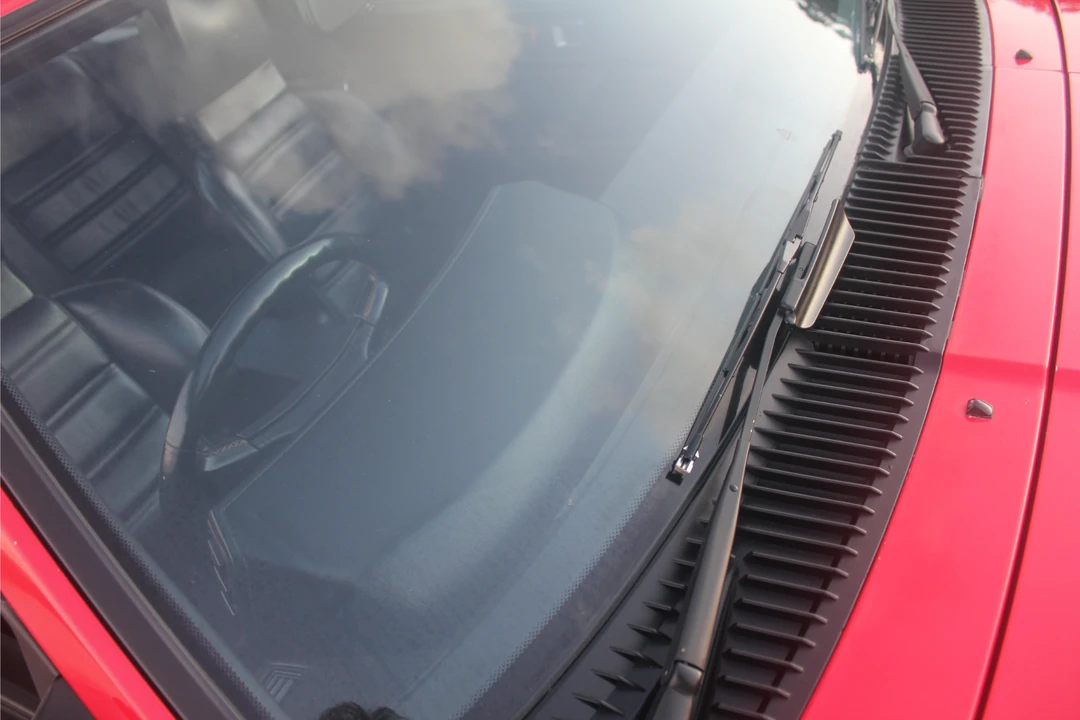 1987 Mitsubishi Starion - Image 16 of 31