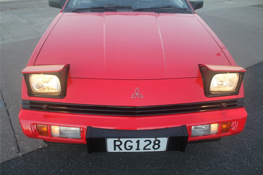 1987 Mitsubishi Starion - Image 24 of 31