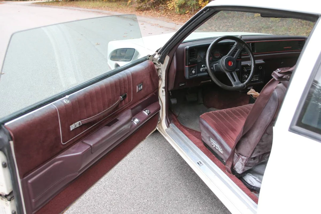 1987 Chevrolet Monte Carlo 4th Gen - Image 11 of 23