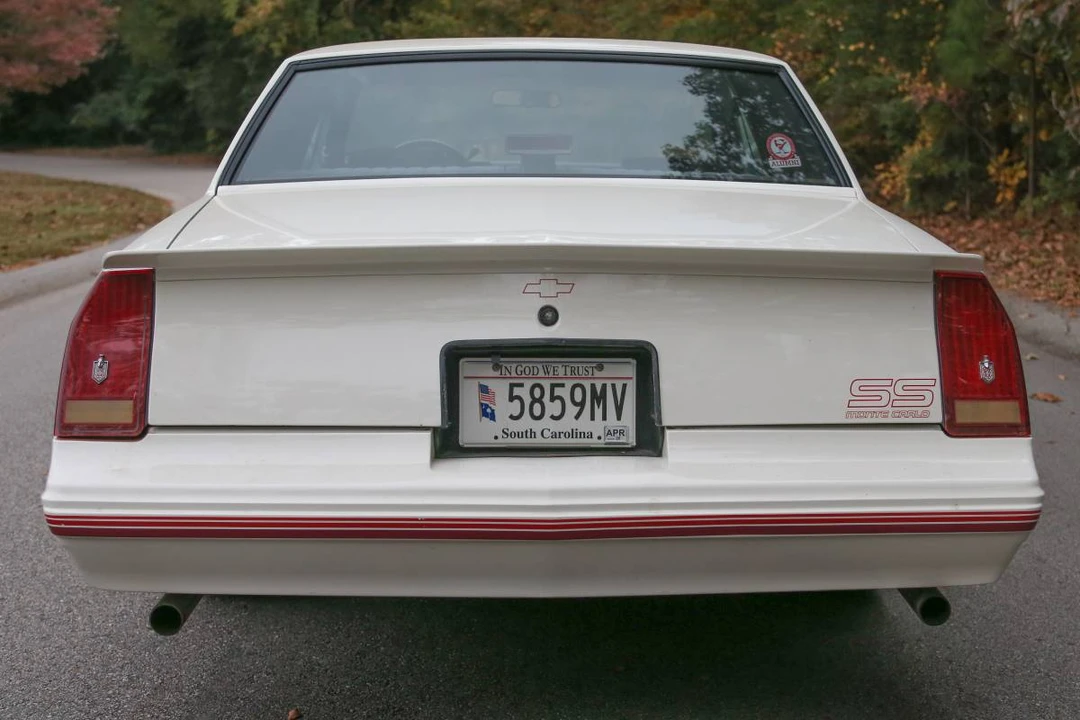 1987 Chevrolet Monte Carlo 4th Gen - Image 10 of 23