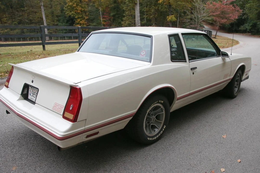 1987 Chevrolet Monte Carlo 4th Gen - Image 6 of 23
