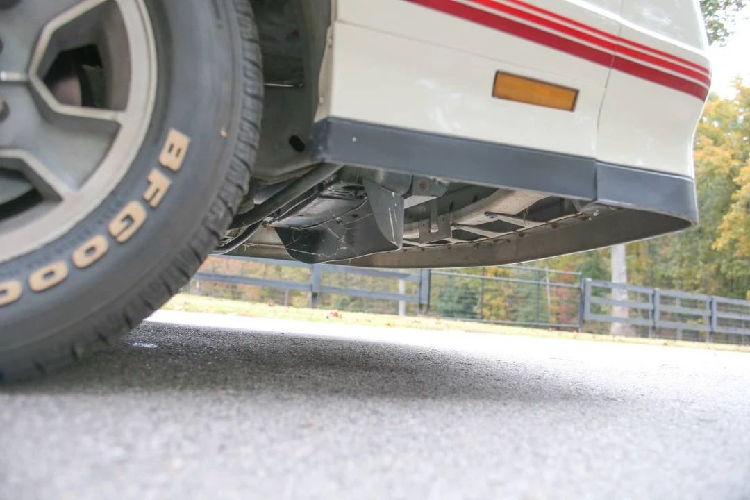 1987 Chevrolet Monte Carlo 4th Gen - Image 20 of 23