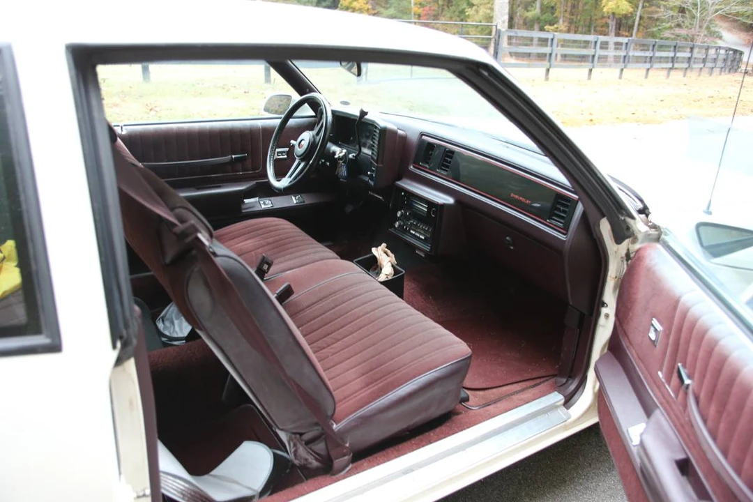 1987 Chevrolet Monte Carlo 4th Gen - Image 7 of 23