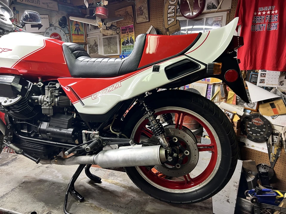 1987 Moto Guzzi Le Mans - Image 25 of 31