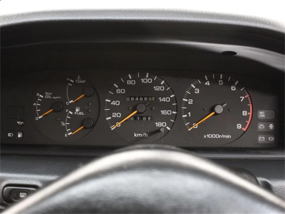 1987 Nissan U11 Bluebird - Image 11 of 31