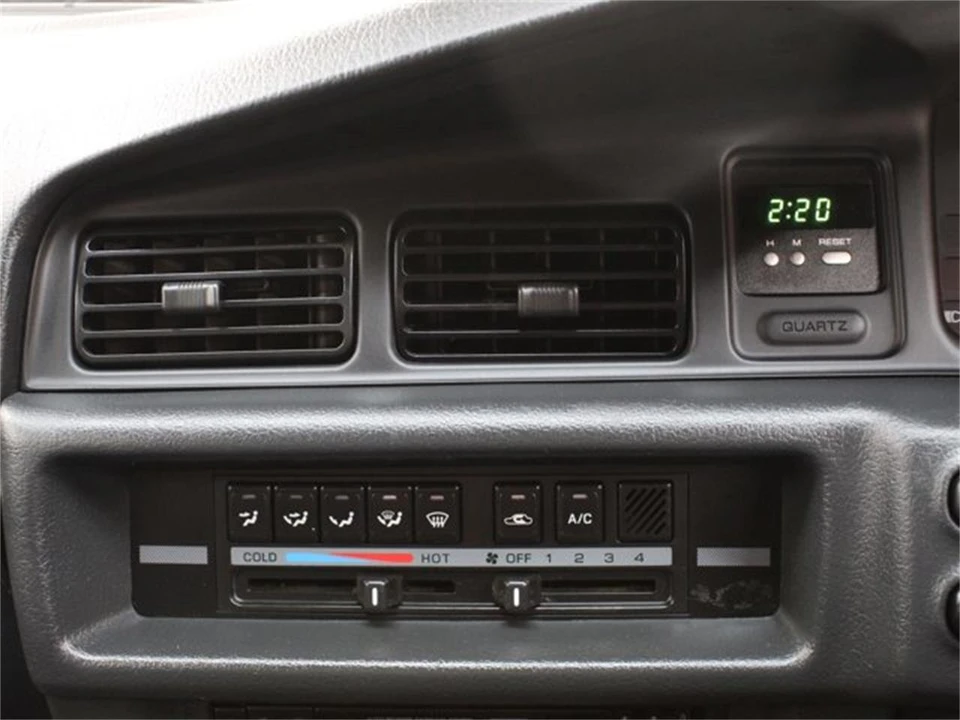 1987 Nissan U11 Bluebird - Image 12 of 31