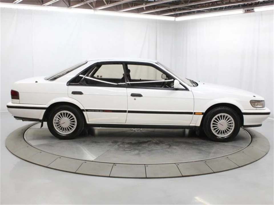 1987 Nissan U11 Bluebird - Image 8 of 31