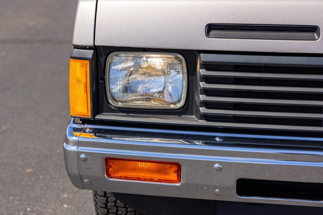 1987 Nissan - Image 11 of 31