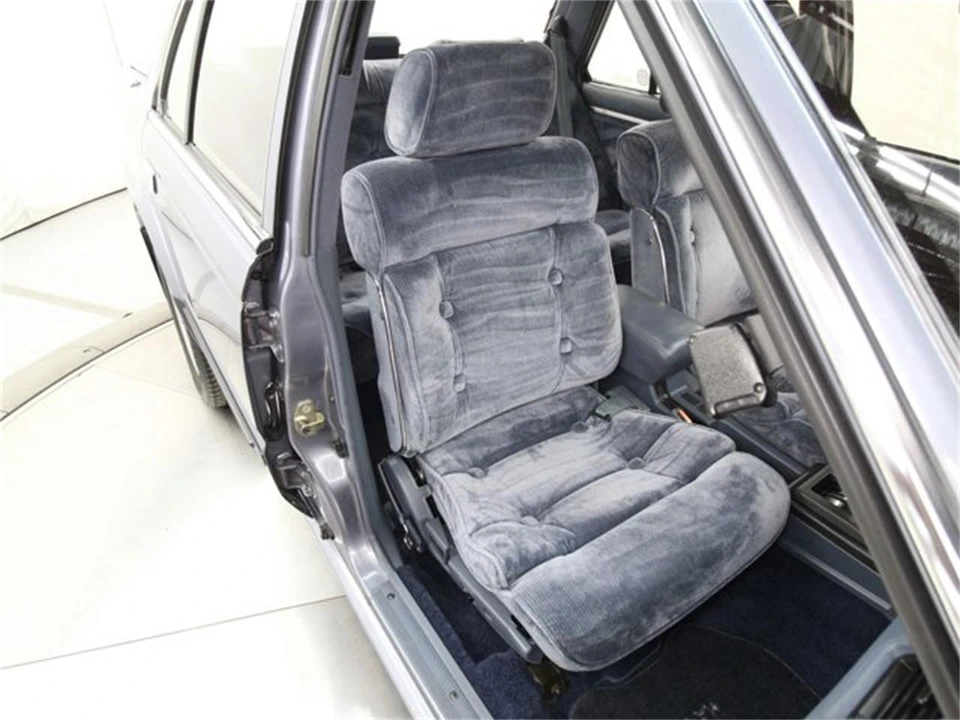 1987 Nissan Maxima 2nd Gen - Image 17 of 31