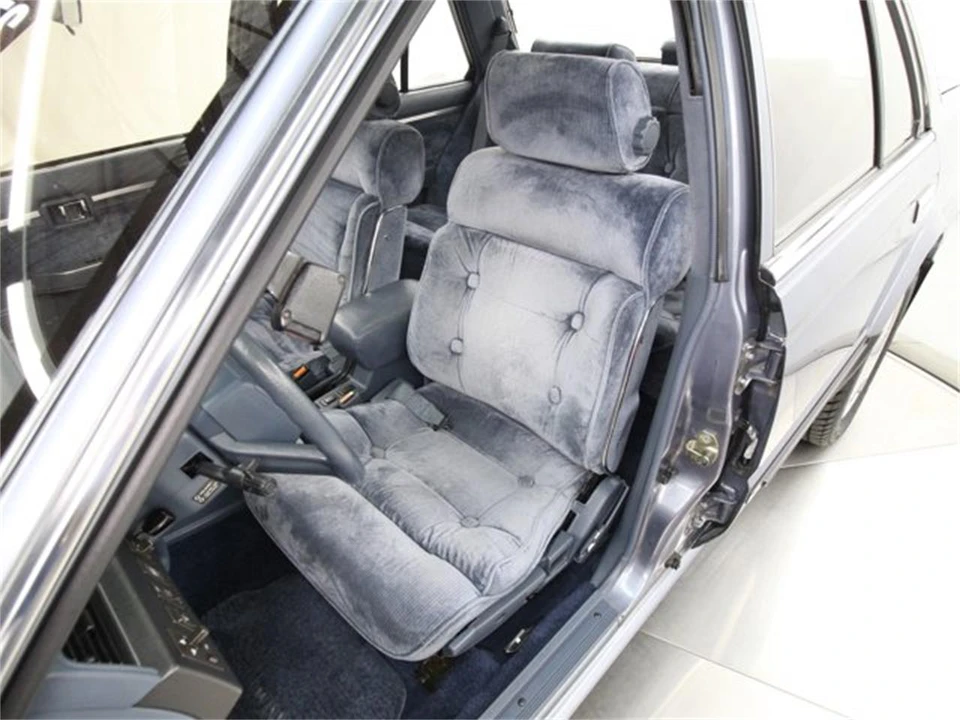 1987 Nissan Maxima 2nd Gen - Image 16 of 31