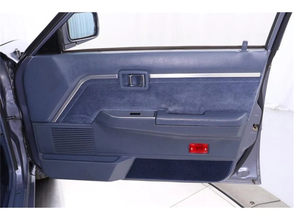 1987 Nissan Maxima 2nd Gen - Image 21 of 31