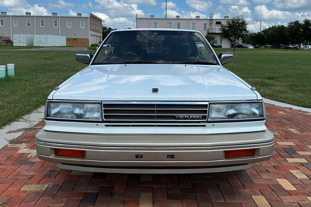 1987 Nissan Maxima 2nd Gen - Image 6 of 31