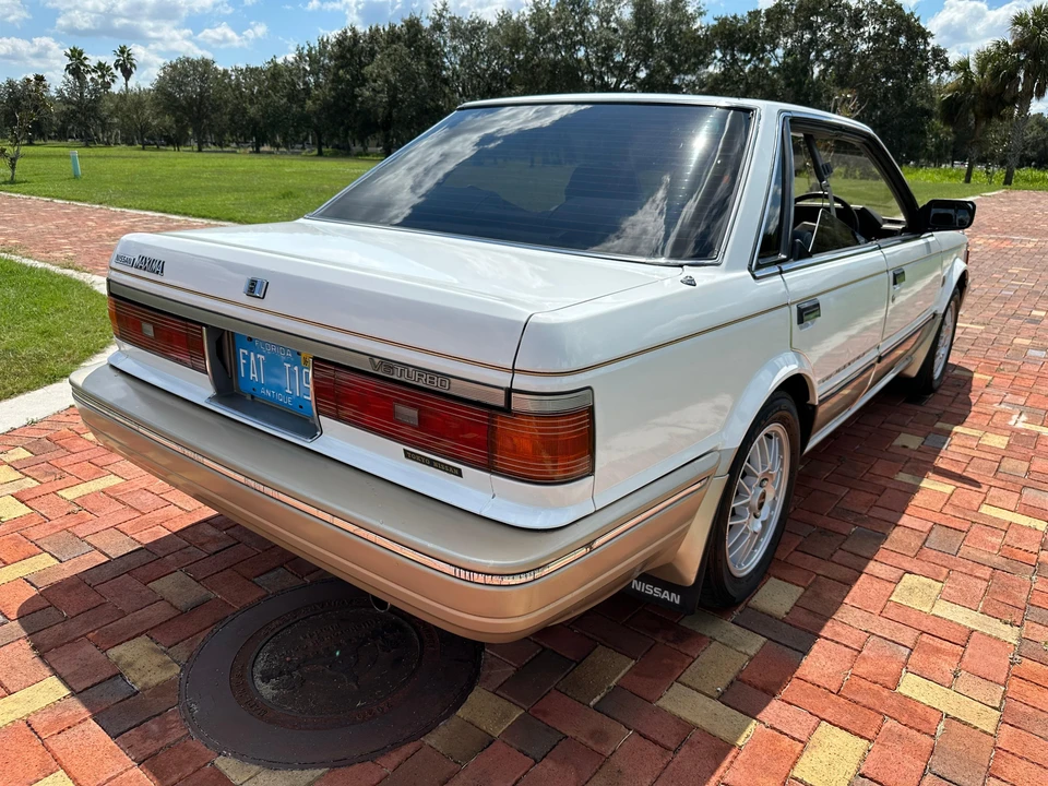 1987 Nissan Maxima 2nd Gen - Image 11 of 31