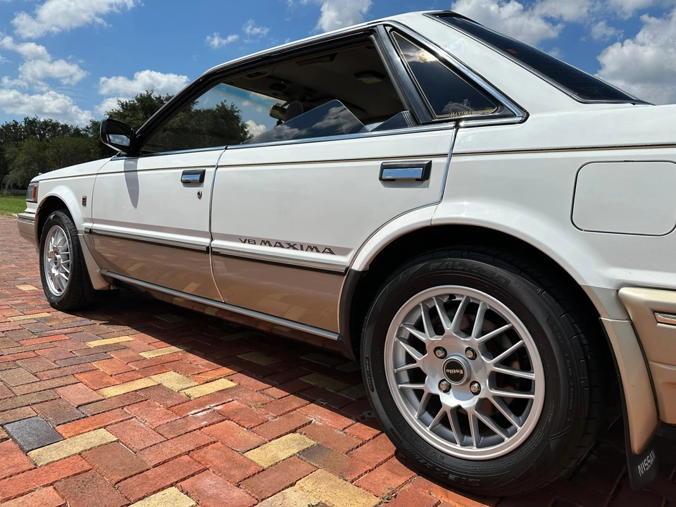 1987 Nissan Maxima 2nd Gen - Image 26 of 31