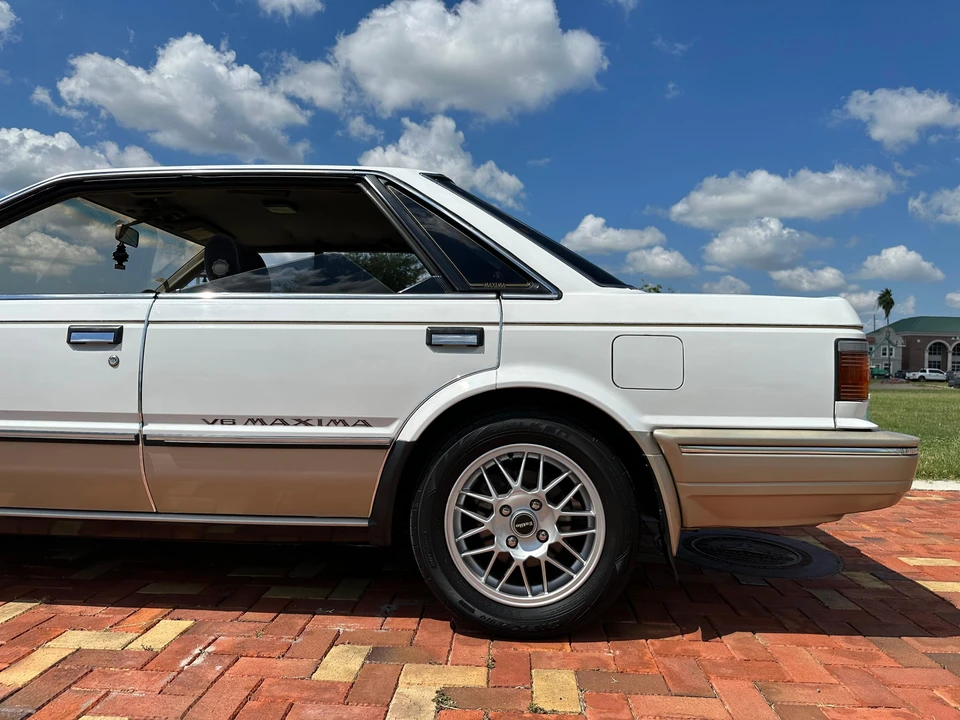 1987 Nissan Maxima 2nd Gen - Image 25 of 31