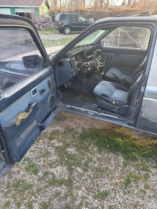 1987 Nissan Pathfinder 1st Gen - Image 6 of 13