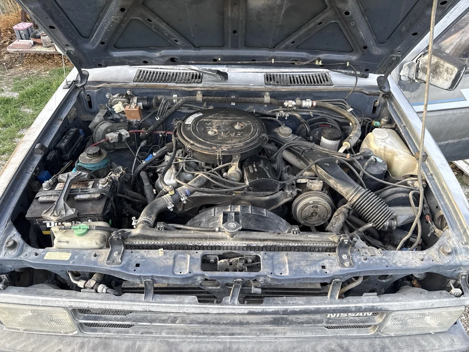 1987 Nissan Pathfinder 1st Gen - Image 11 of 13