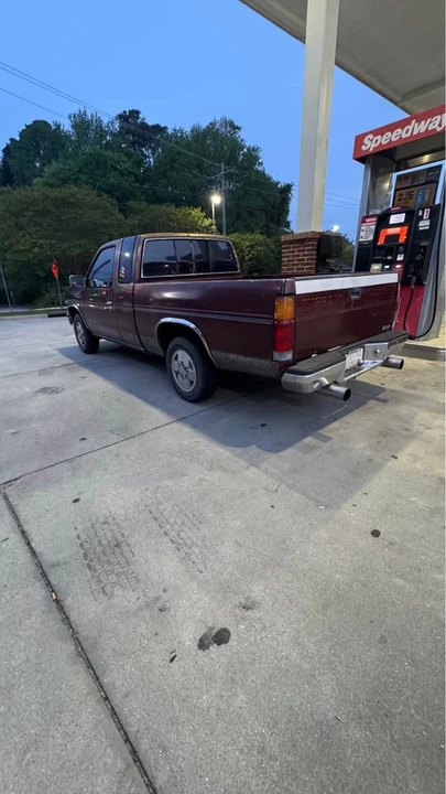 1987 Nissan Frontier - Image 3 of 5