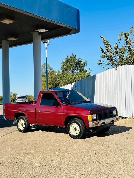 1987 Nissan Frontier - Image 2 of 10