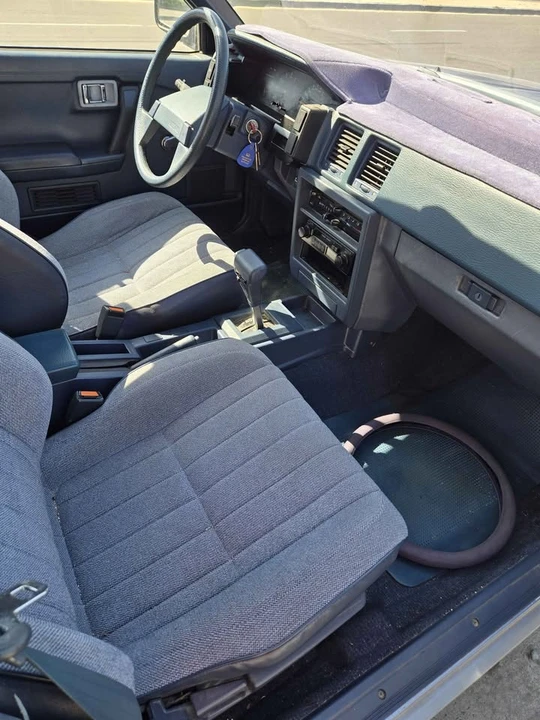 1987 Nissan U12 Bluebird - Image 8 of 18
