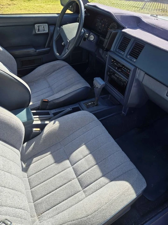 1987 Nissan U12 Bluebird - Image 10 of 18