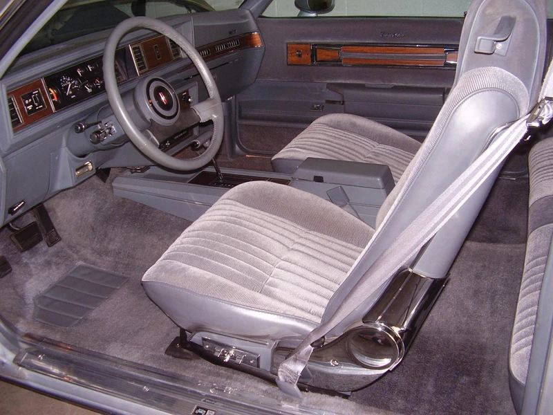 1987 Oldsmobile Cutlass 5th Gen - Image 4 of 5