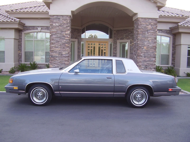 1987 Oldsmobile Cutlass 5th Gen - Image 5 of 5