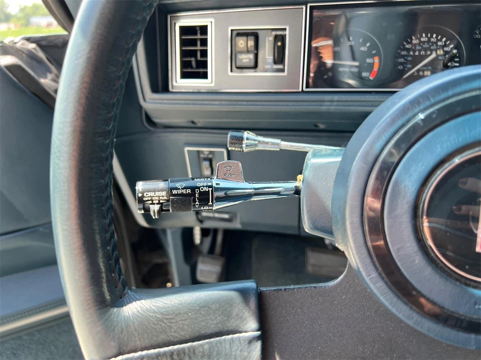 1987 Oldsmobile 442 4th Gen - Image 15 of 29