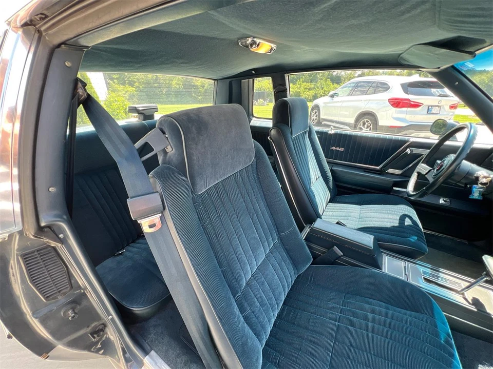 1987 Oldsmobile 442 4th Gen - Image 27 of 29