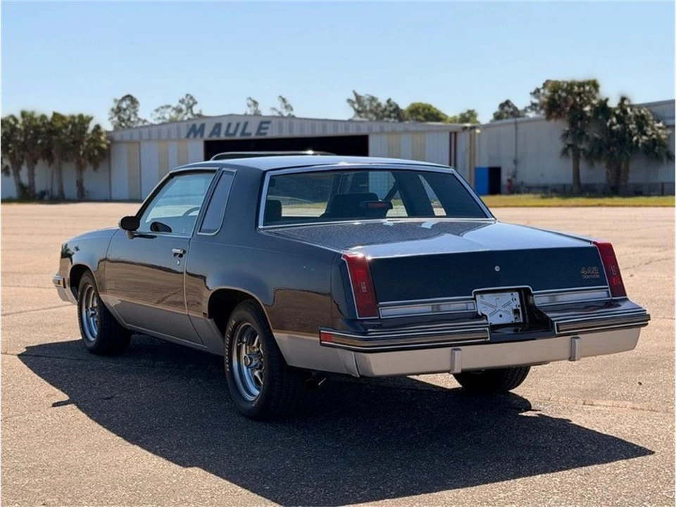 1987 Oldsmobile 442 4th Gen - Image 4 of 22
