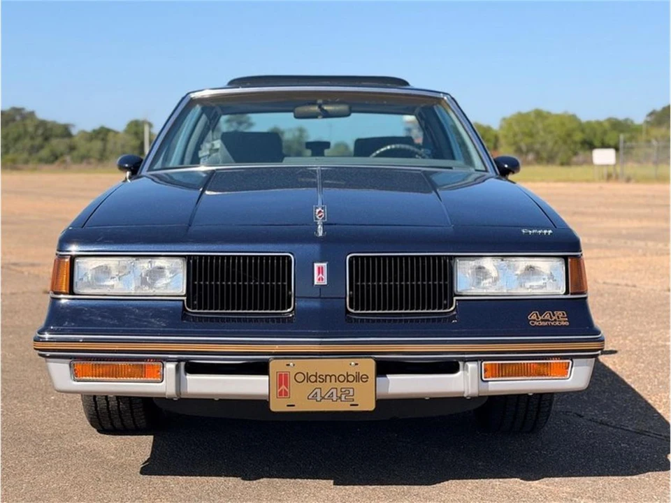 1987 Oldsmobile 442 4th Gen - Image 11 of 22