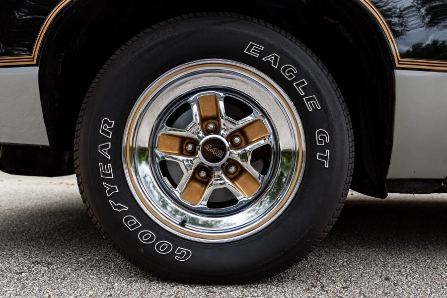 1987 Oldsmobile 442 4th Gen - Image 7 of 11